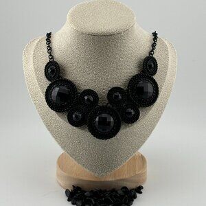 Black Circle Necklace